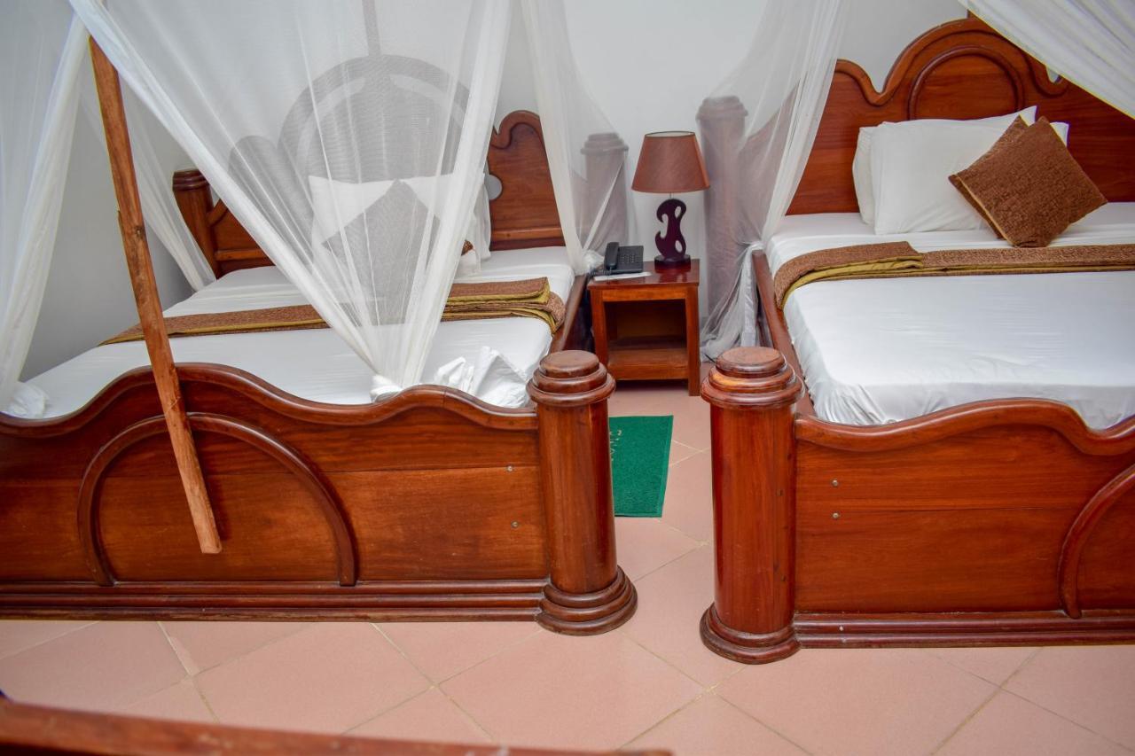 Amaan Ocean Hotel Kihinani Bububu エクステリア 写真