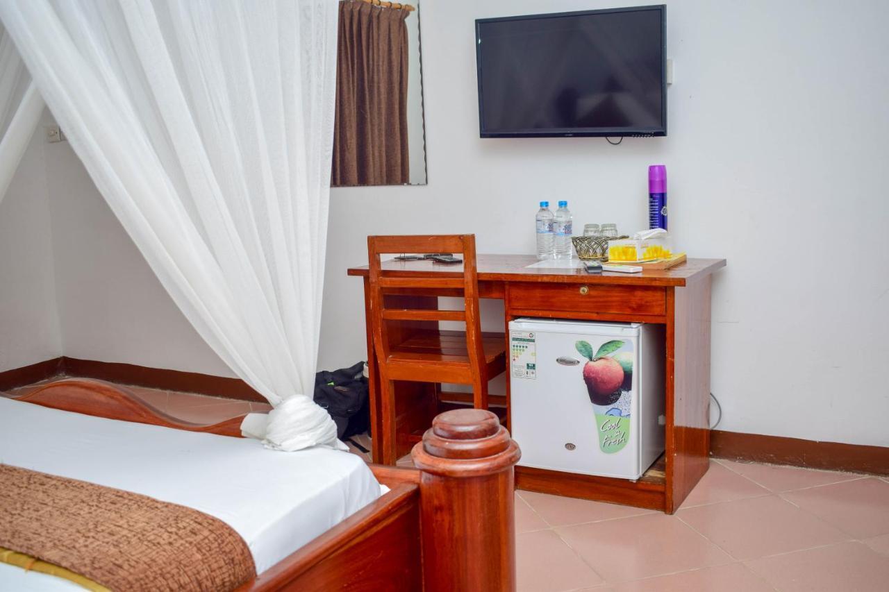 Amaan Ocean Hotel Kihinani Bububu エクステリア 写真
