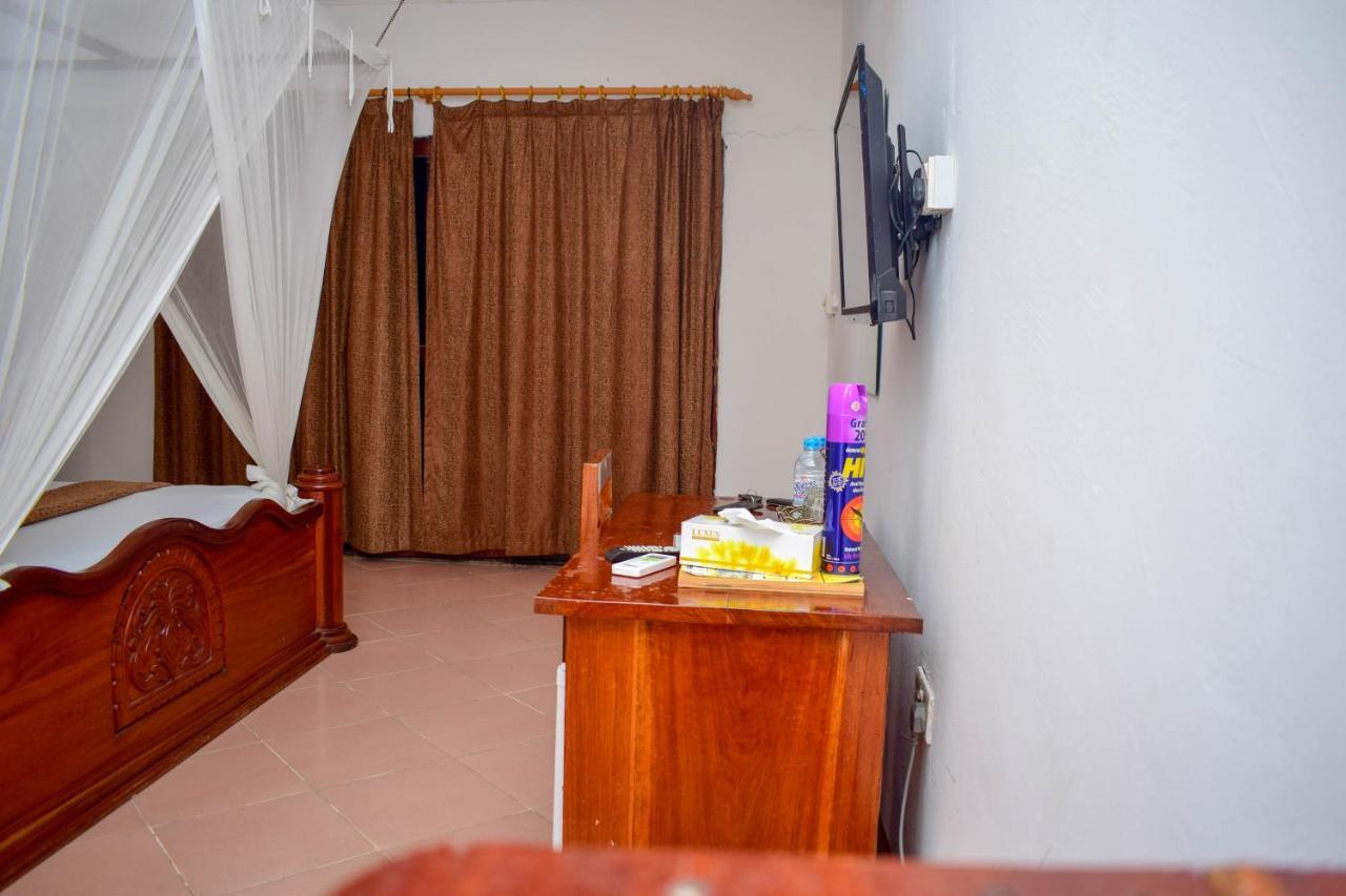 Amaan Ocean Hotel Kihinani Bububu エクステリア 写真