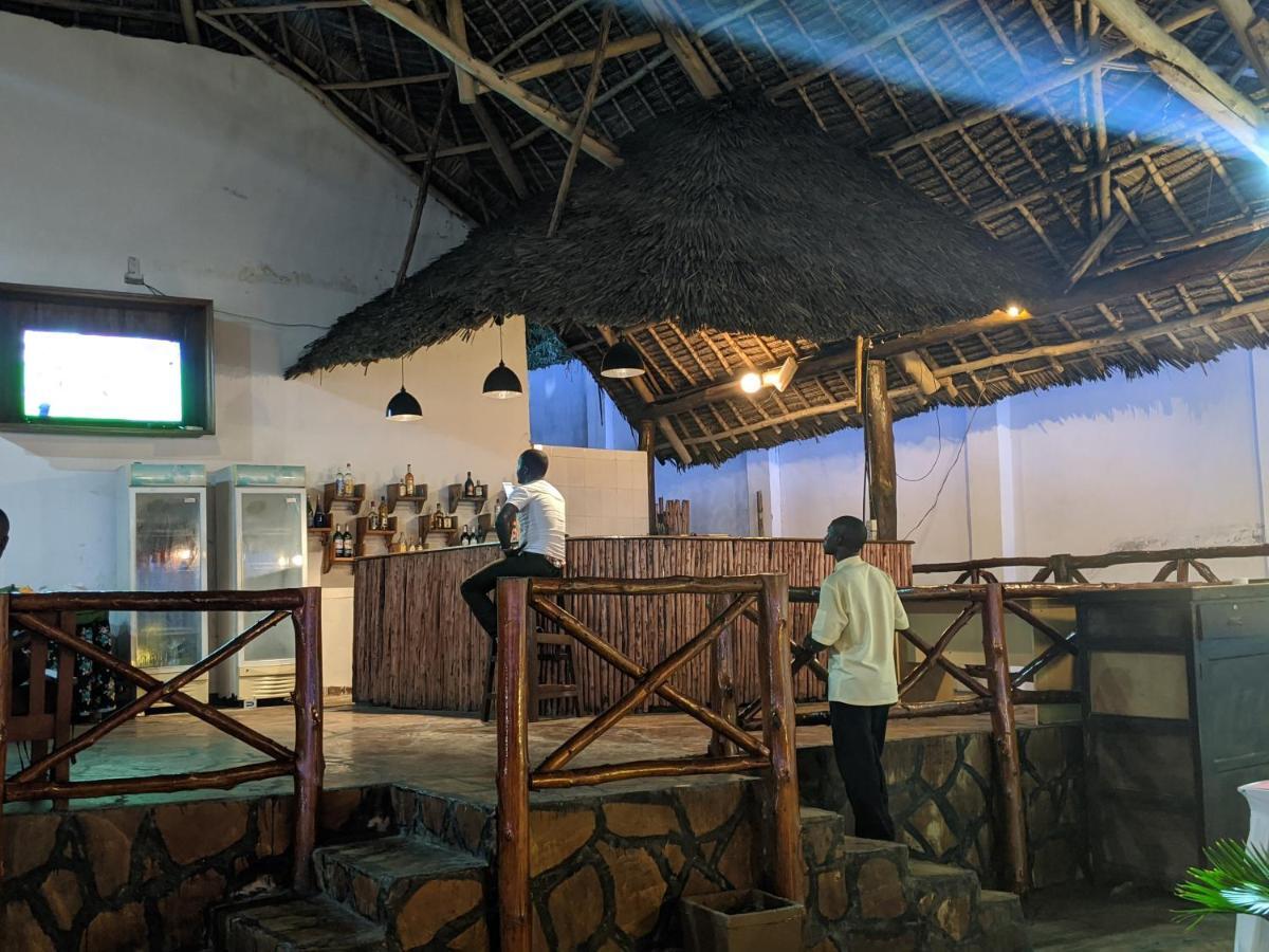Amaan Ocean Hotel Kihinani Bububu エクステリア 写真